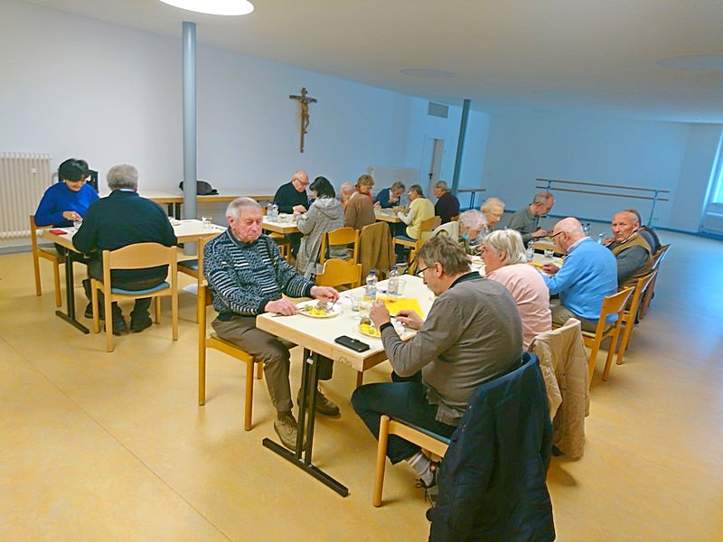 Gemeinsamer Mittagstisch
