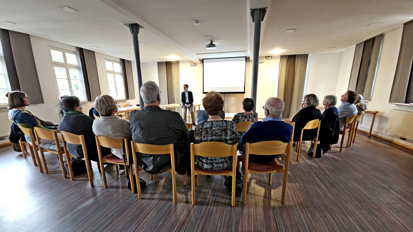 Thema Liturgie: Vortrag „Gott und Mensch, in Geschichten verstrickt“ in Pliezhausen