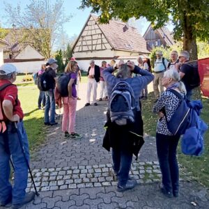 Auf den Spuren des heiligen Martin: 21 Pilgerinnen und Pilger von Großengstingen nach Gomadingen